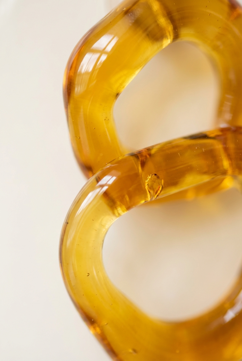 Amber 8